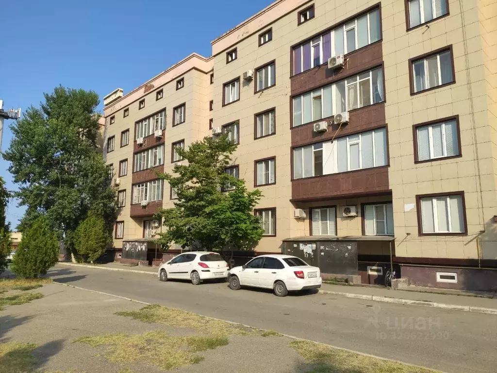 1-к кв. Дагестан, Каспийск ул. Ленина, 33В (40.0 м) - Фото 0