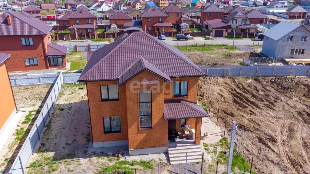 Дом в Тюменская область, Тюмень проезд Сочинский (153 м) - Фото 1