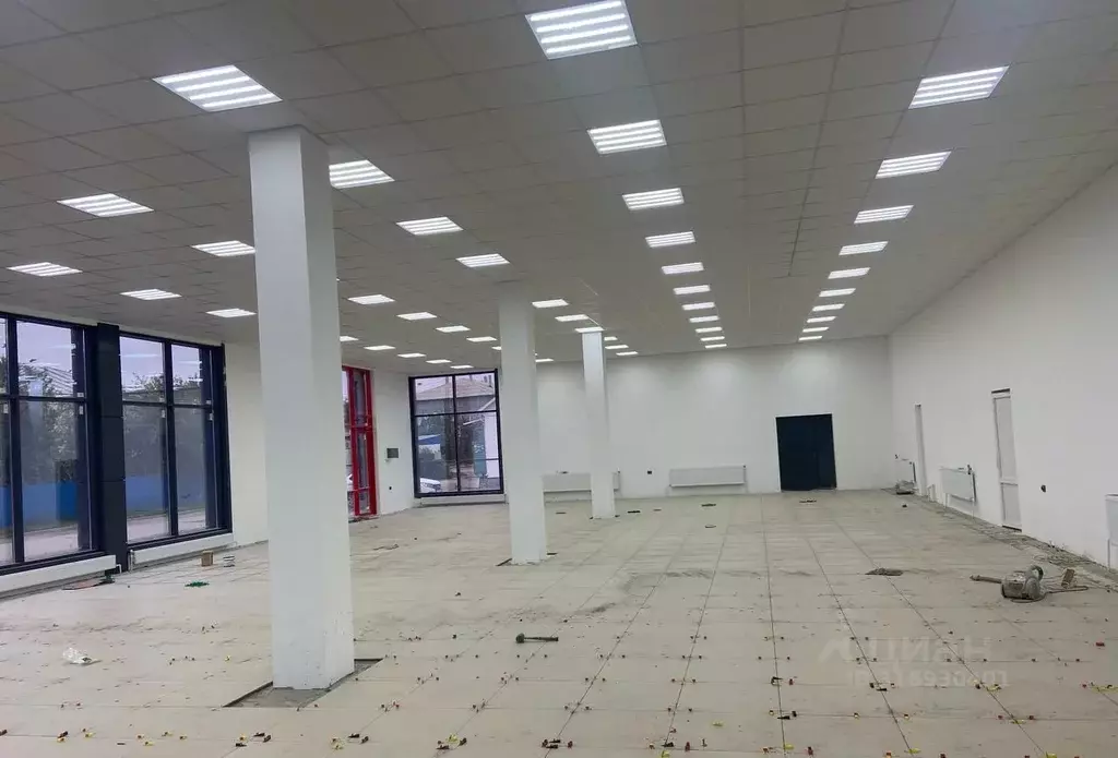 Помещение свободного назначения в Волгоградская область, Палласовка ... - Фото 0
