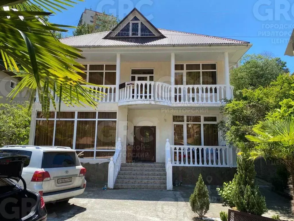 Дом в Краснодарский край, Сочи Амбулаторный пер., 52 (264 м) - Фото 1