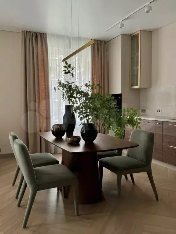 3-к. квартира, 110 м, 3/28 эт. - Фото 1