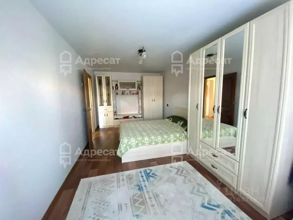 3-к кв. Волгоградская область, Волгоград ул. Фадеева, 43 (62.5 м) - Фото 0