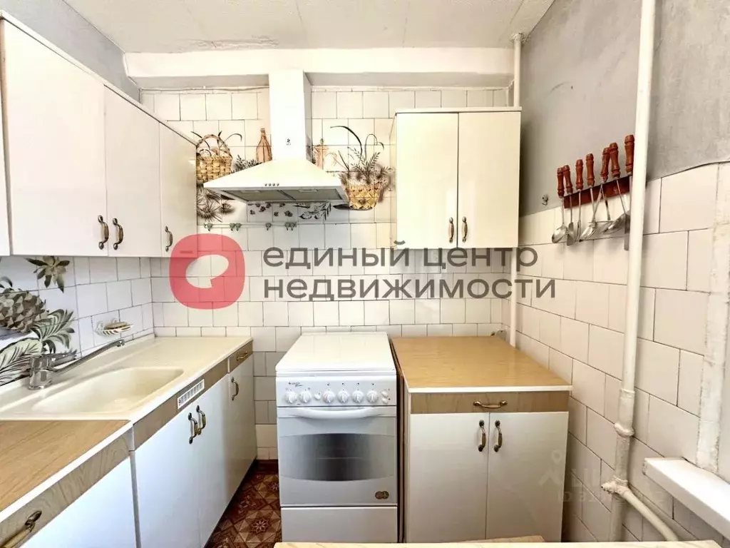 2-к кв. Тюменская область, Тюмень Мыс мкр, ул. Мусоргского, 38 (42.1 ... - Фото 0