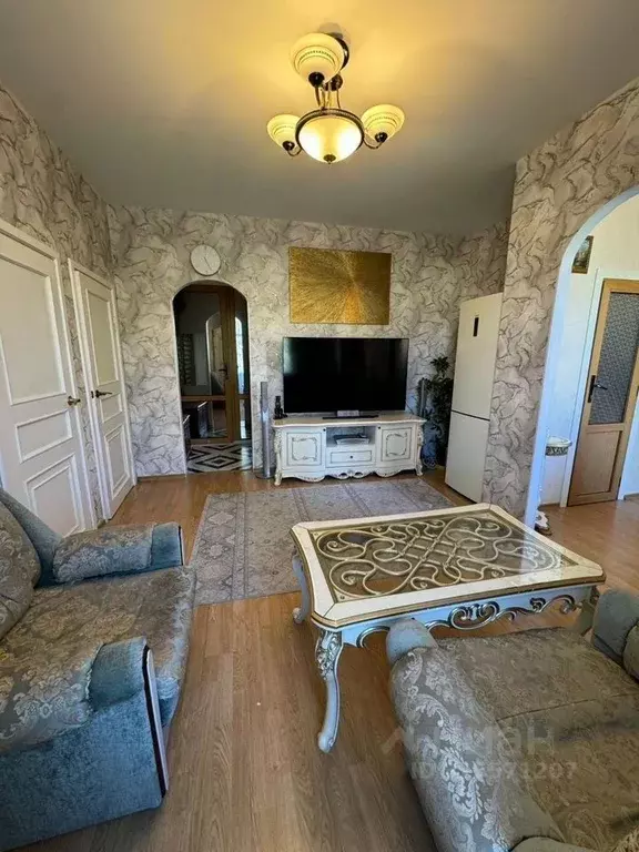 2-к кв. Санкт-Петербург ул. Комиссара Смирнова, 8 (60.0 м) - Фото 1