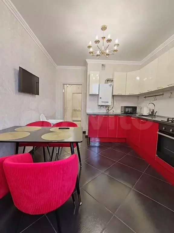 2-к. квартира, 70 м, 7/10 эт. - Фото 0