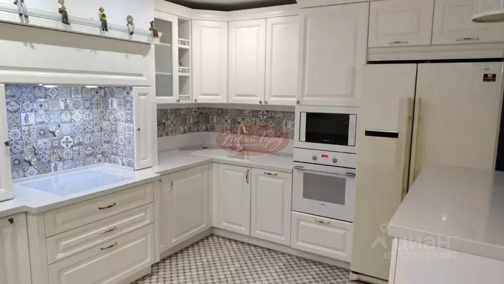 3-к кв. Тюменская область, Тюмень Широтная ул., 189к1 (92.0 м) - Фото 1