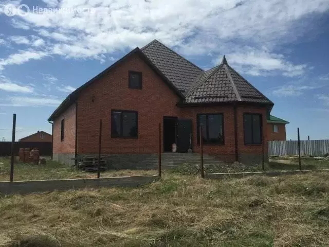 Дом в Ростов-на-Дону, Орская улица (140 м) - Фото 0