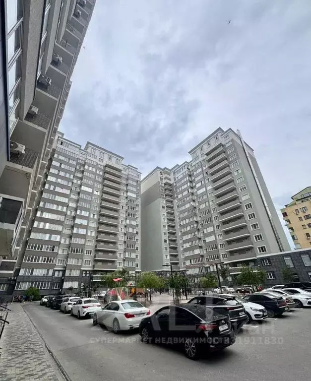 3-к кв. Дагестан, Махачкала ул. Вузовское Озеро, 13 (125.0 м) - Фото 1