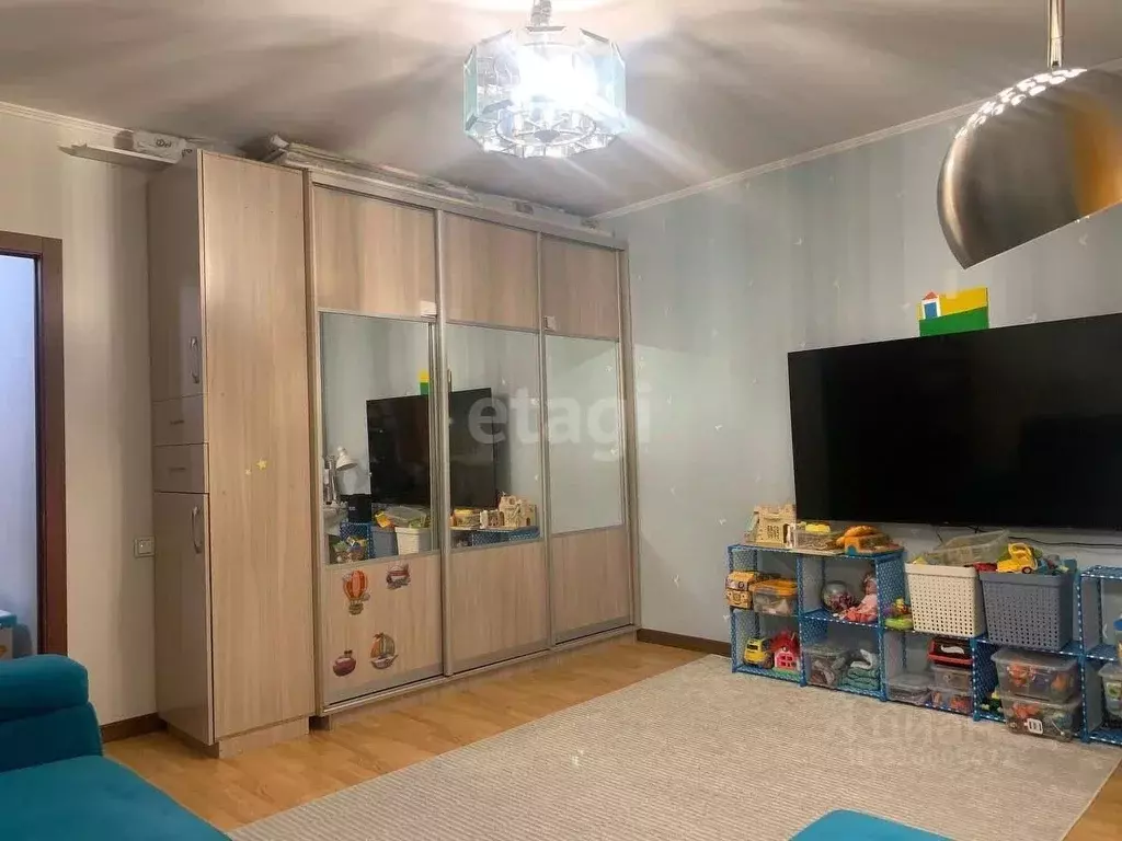 2-к кв. Кемеровская область, Кемерово Октябрьский просп., 36Г (74.7 м) - Фото 0
