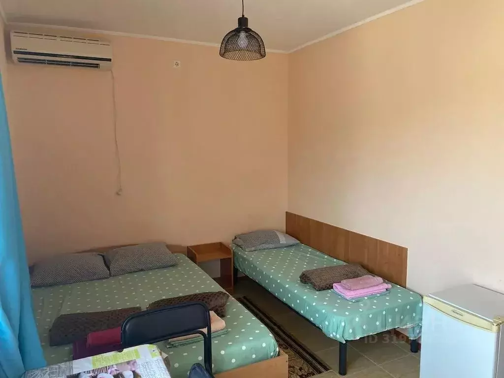 Комната Крым, Сакский район, с. Штормовое ул. Пляжная, 22Б - Фото 0