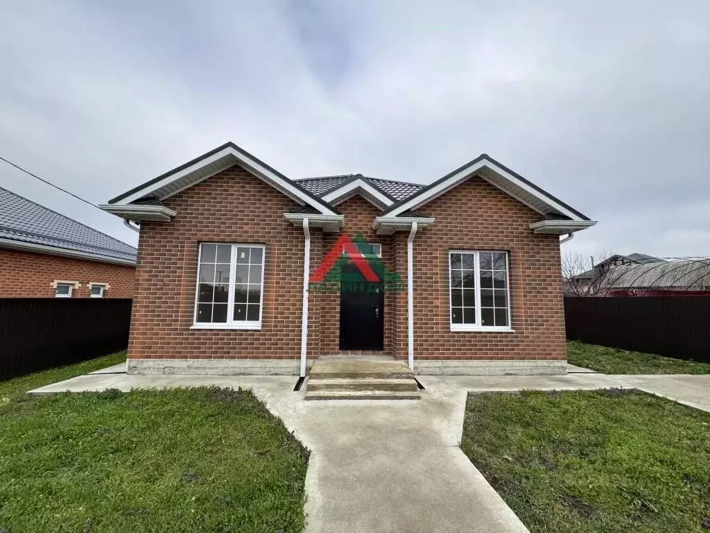 Дом в Краснодарский край, Динской район, с. Красносельское Школьная ... - Фото 1