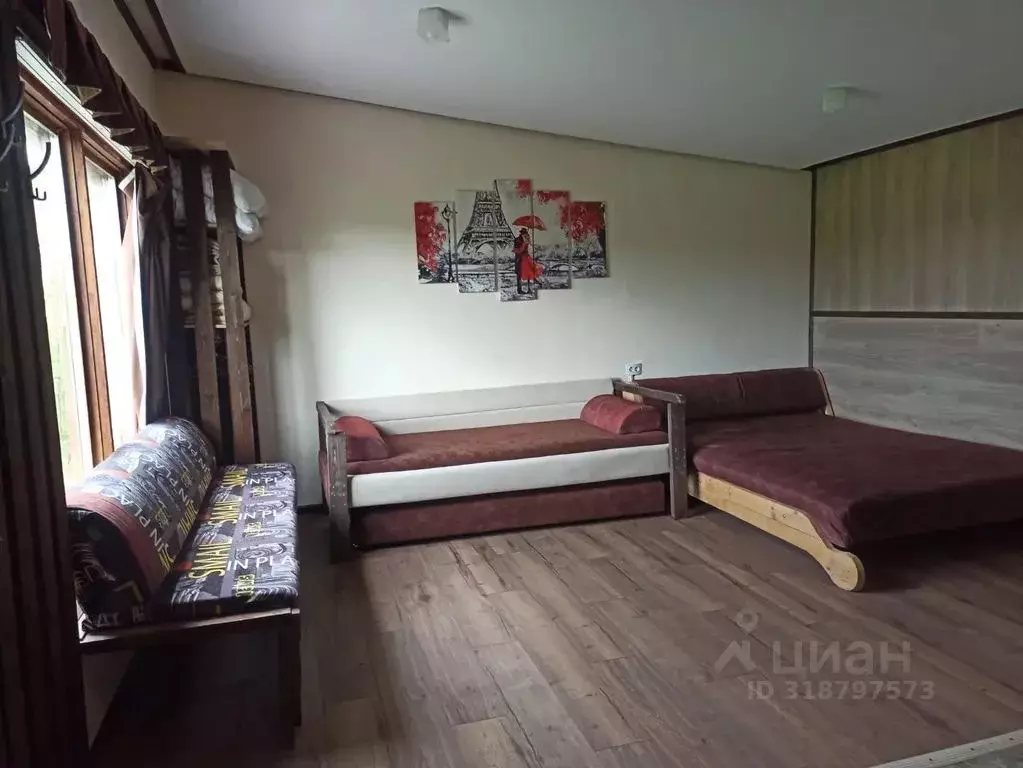 Дом в Алтайский край, Белокуриха ул. Булычева, 21 (30 м) - Фото 0
