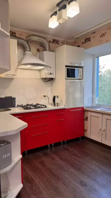 5-к. квартира, 32 м, 5/5 эт. - Фото 0