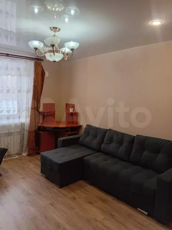 1-к. квартира, 32 м, 1/10 эт. - Фото 1