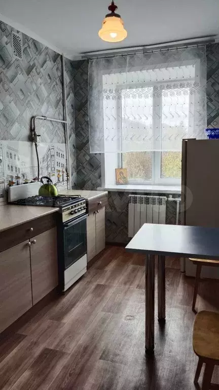 2-к. квартира, 50 м, 5/5 эт. - Фото 0