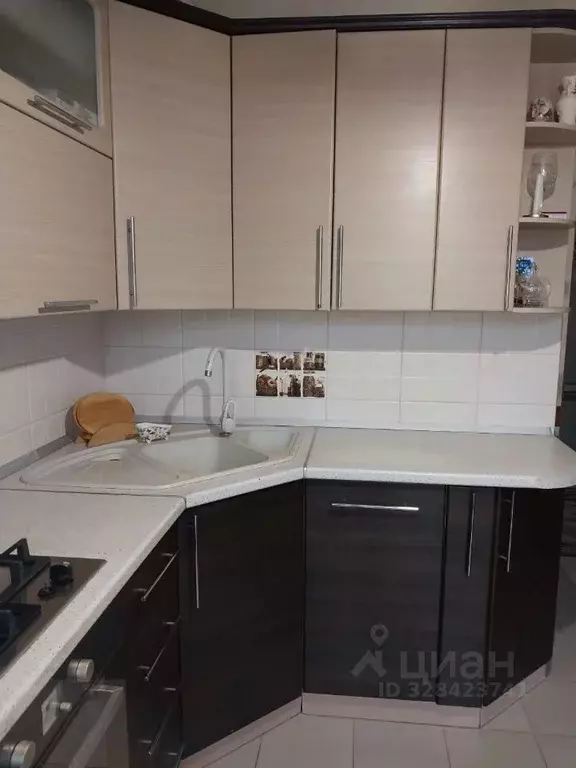 3-к кв. Ставропольский край, Ессентуки Пятигорская ул., 121к1 (75.0 м) - Фото 2