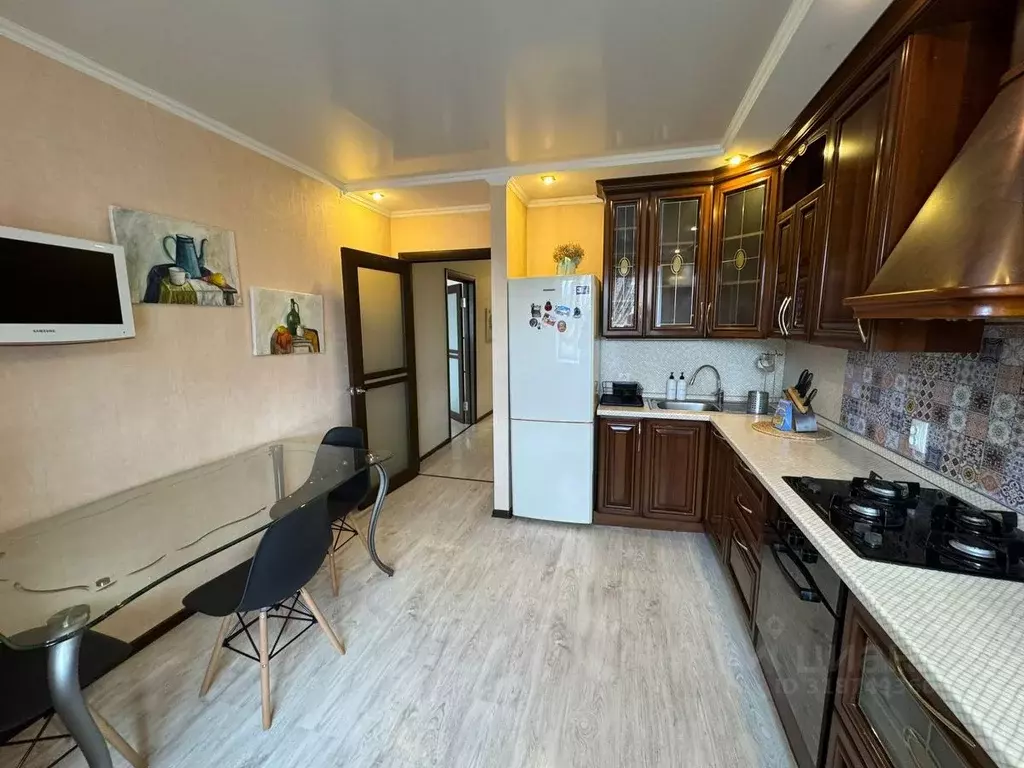 2-к кв. Курская область, Курск ул. 1-я Пушкарная, 21 (68.0 м) - Фото 0