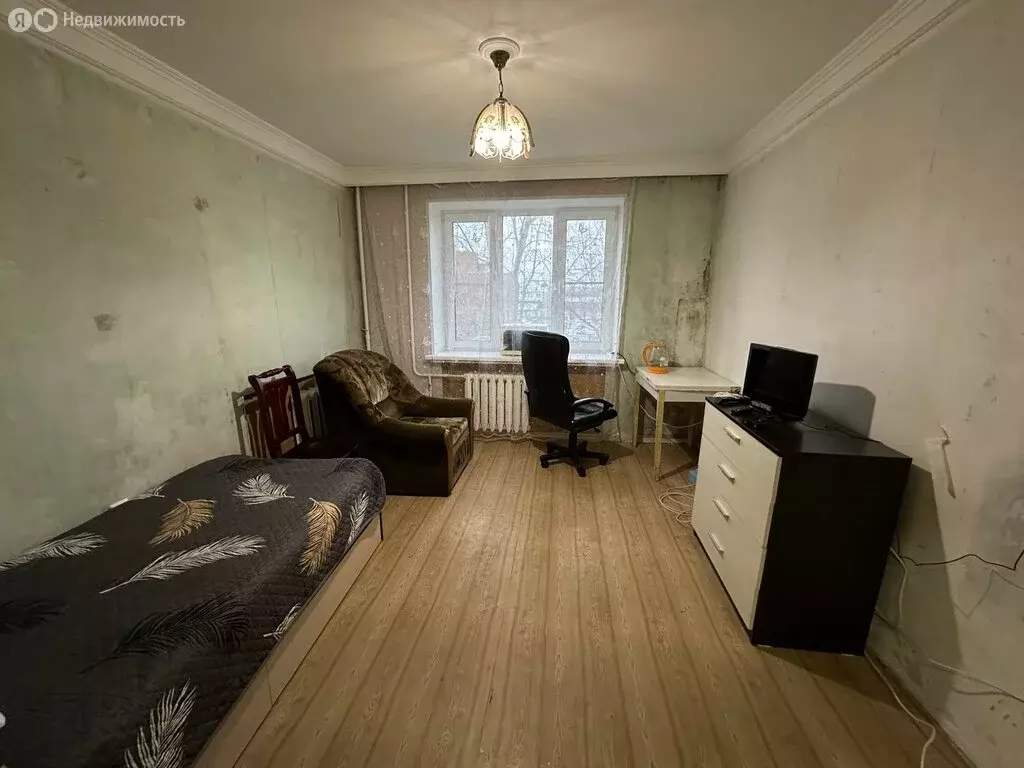 1к в 4-комнатной квартире (17.6 м) - Фото 1
