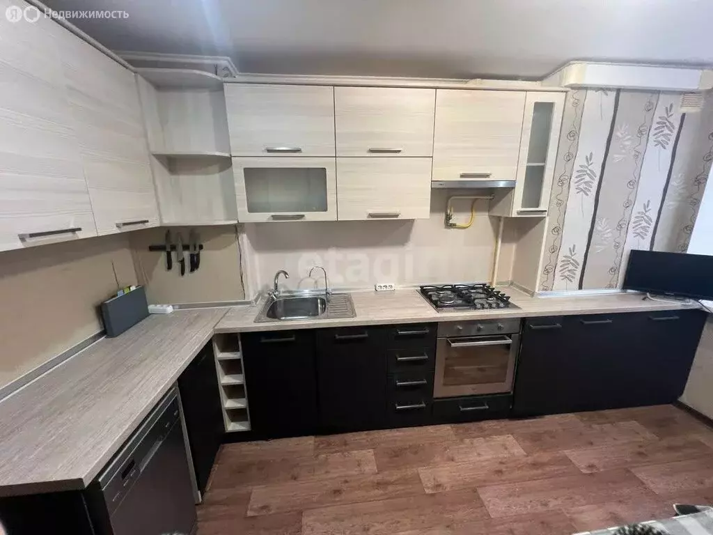 3-комнатная квартира: Симферополь, Ракетная улица, 34 (69.7 м) - Фото 2