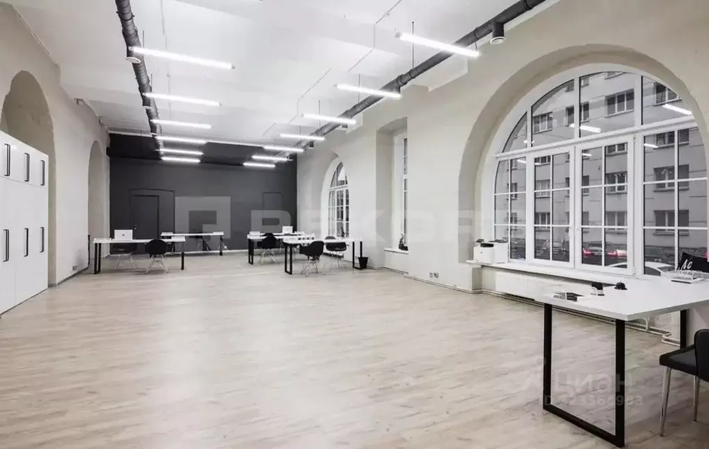 Офис в Санкт-Петербург Барочная ул., 12Б (130 м) - Фото 1