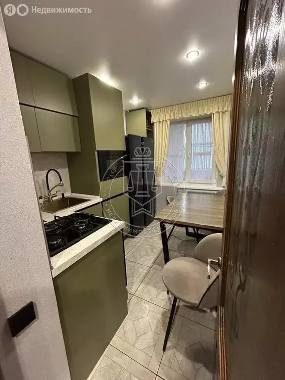 3-комнатная квартира: Казань, улица Рихарда Зорге, 83 (66.2 м) - Фото 1