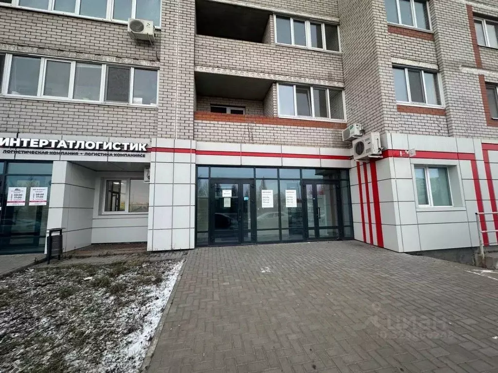 Офис в Татарстан, Набережные Челны просп. Дружбы Народов, 1 (150 м) - Фото 2