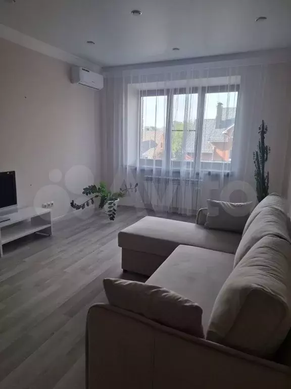 3-к. квартира, 100 м, 3/10 эт. - Фото 0