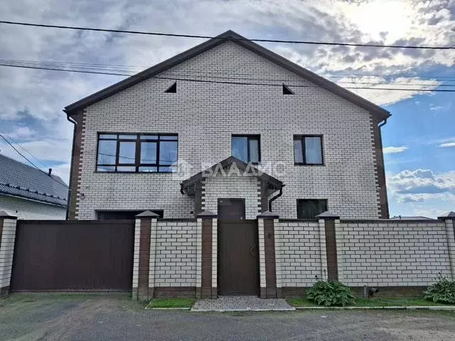 Дом 180 м на участке 10 сот. - Фото 0