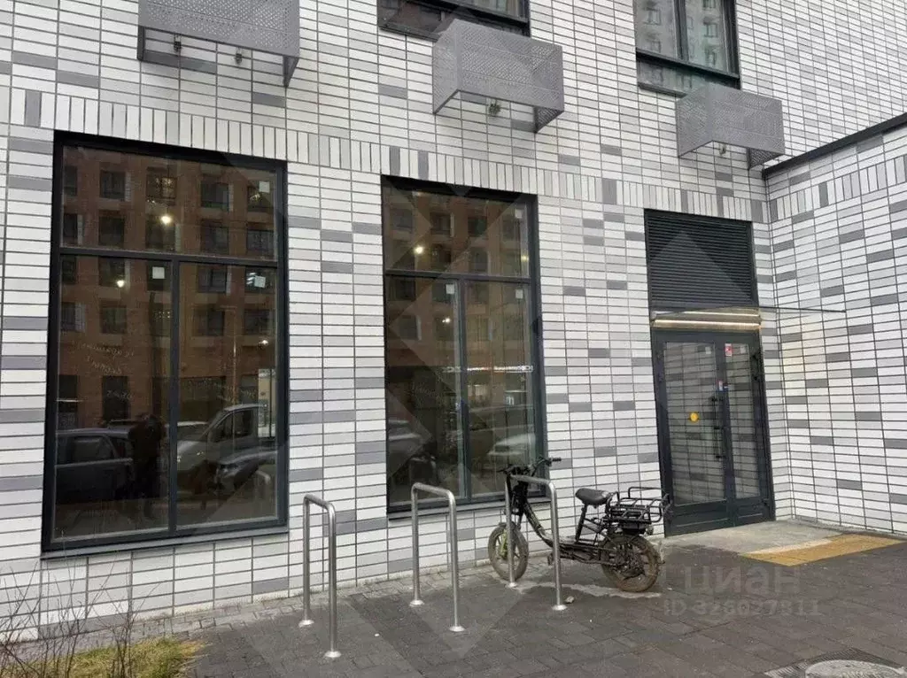 Помещение свободного назначения в Москва Кольская ул., 8к1 (120 м) - Фото 1