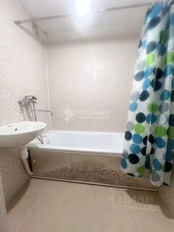 1-к кв. Кировская область, Киров Юго-Западный мкр, ул. Космонавта ... - Фото 1