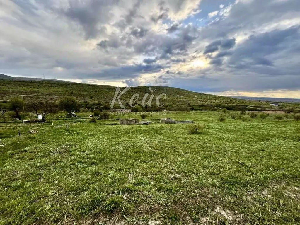 Участок в Крым, Феодосия муниципальный округ, с. Солнечное ул. ... - Фото 2