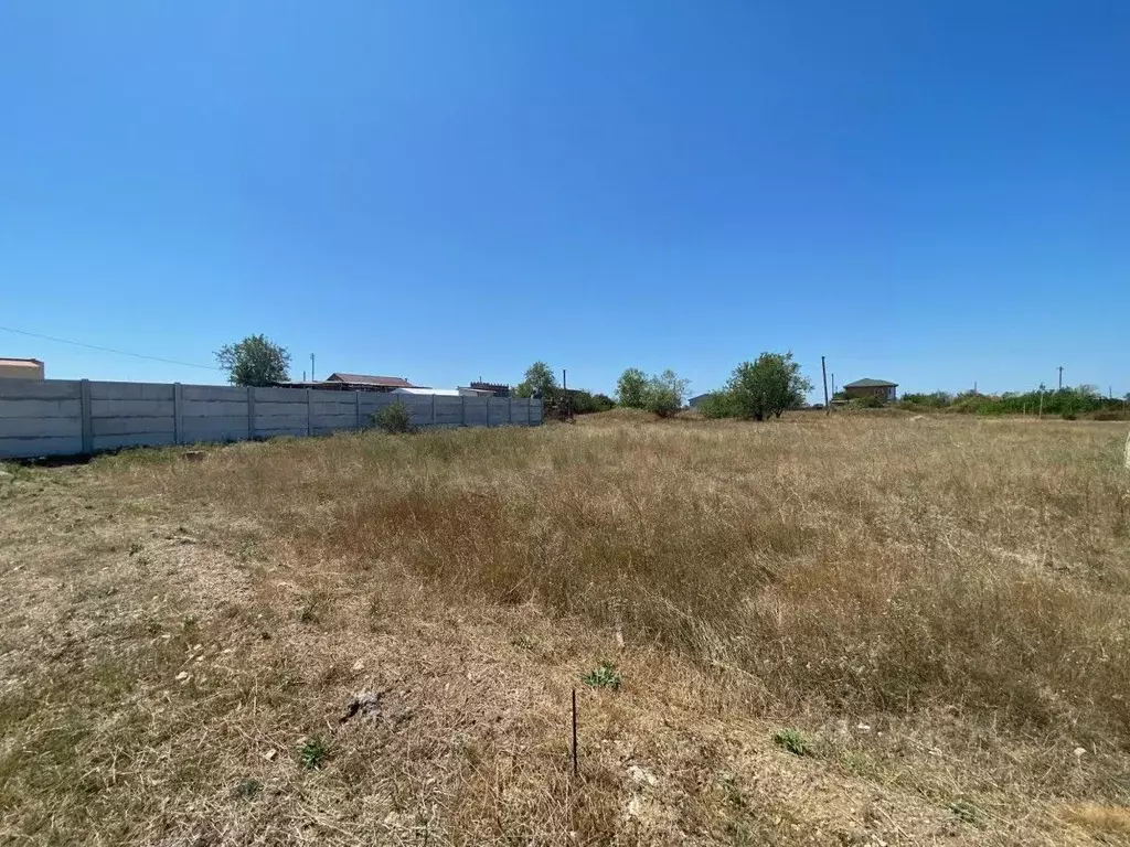 Участок в Крым, Сакский район, Штормовское с/пос, Дружба-2 СНТ ул. ... - Фото 1