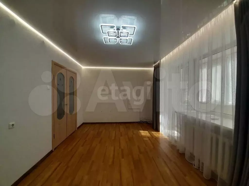 3-к. квартира, 62,6 м, 2/9 эт. - Фото 1