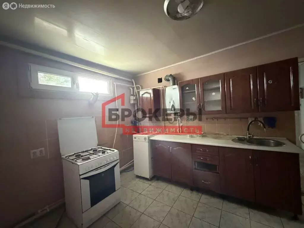5-комнатная квартира: Джанкой, улица Парижской Коммуны, 13 (91.9 м) - Фото 1