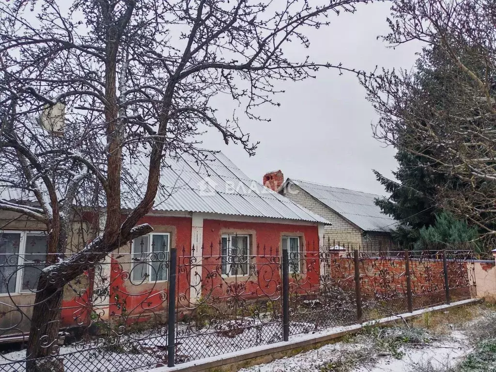 Дом в Белгородская область, Белгород Красносельская ул. (136 м) - Фото 1