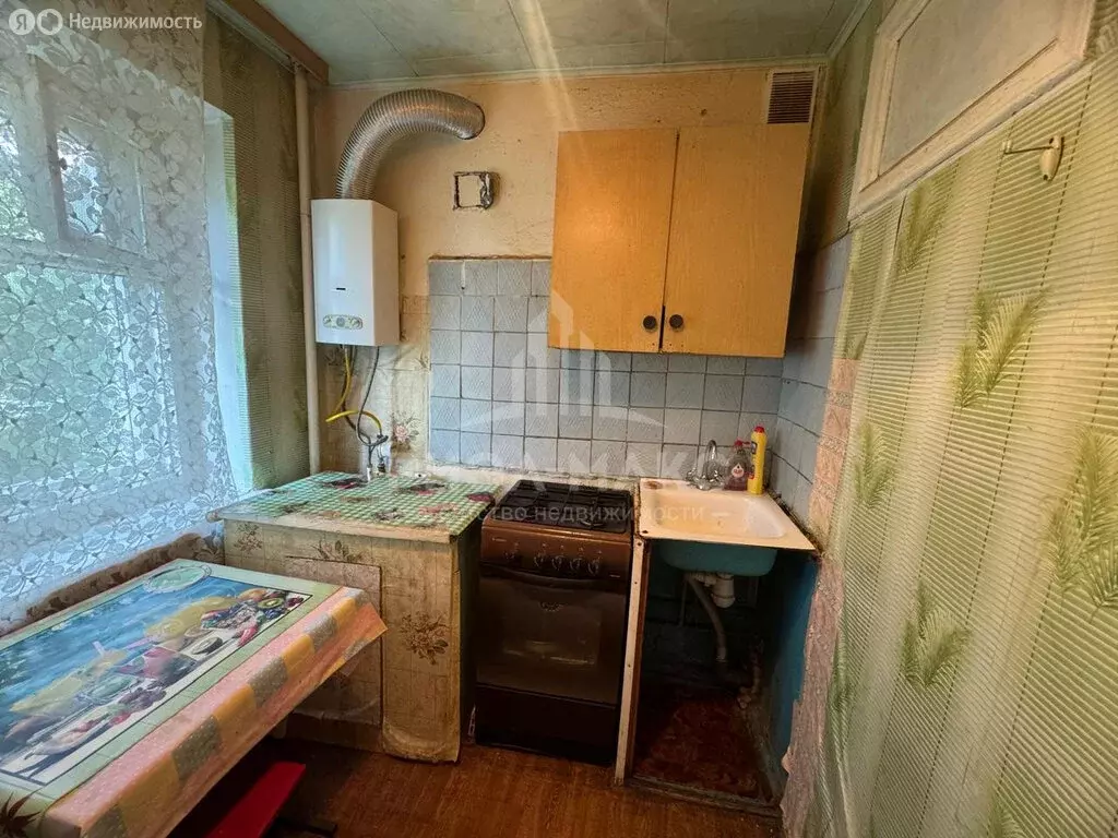3-комнатная квартира: Брянск, Новозыбковский переулок, 12 (58.4 м) - Фото 1