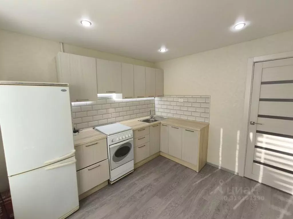 1-к кв. Башкортостан, Стерлитамак Коммунистическая ул., 85 (37.6 м) - Фото 1