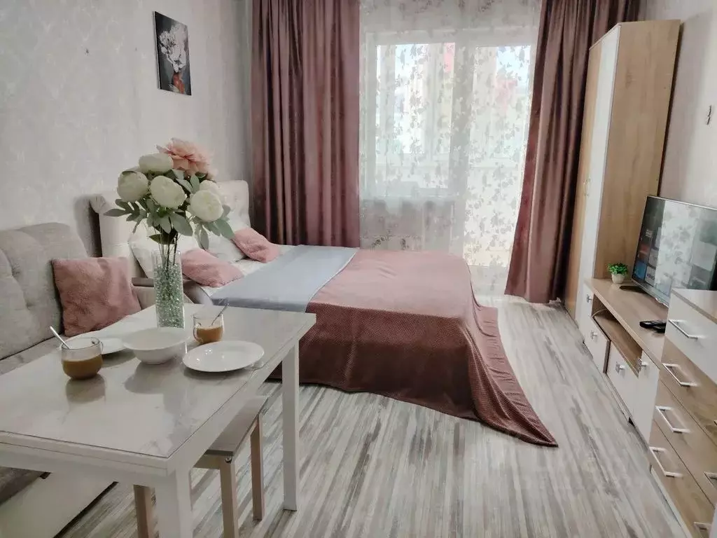 Студия Ханты-Мансийский АО, Сургут ул. Александра Усольцева, 26 (28.0 ... - Фото 0