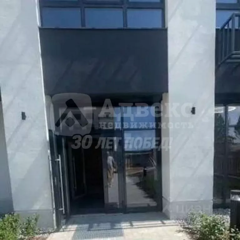 Студия Тюменская область, Тюмень ул. Василия Малкова, 12 (28.0 м) - Фото 2