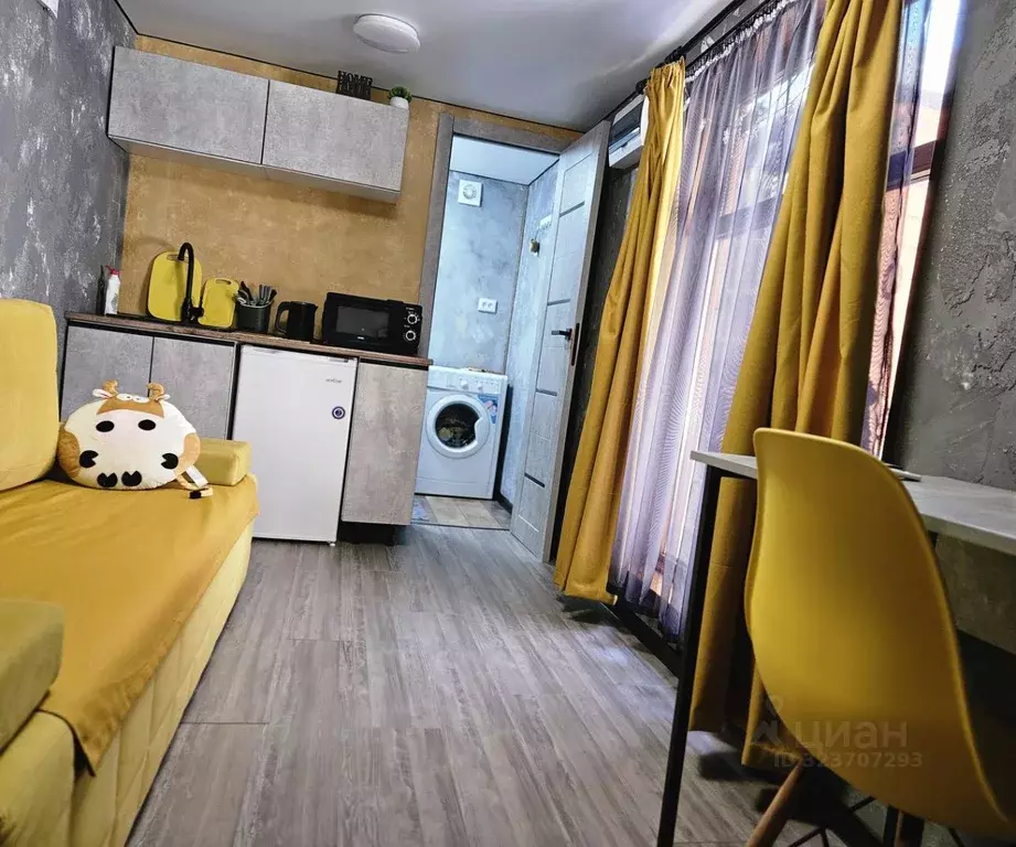 Дом в Краснодарский край, Сочи Красная Поляна пгт, ул. Защитников ... - Фото 1