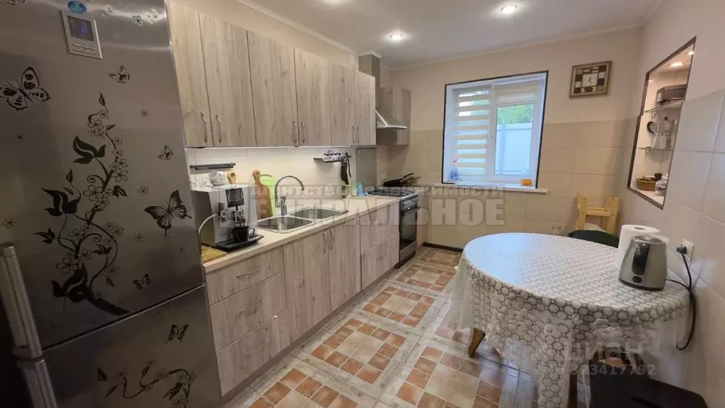 Дом в Смоленская область, Духовщина Смоленская ул., 111А (285 м) - Фото 1