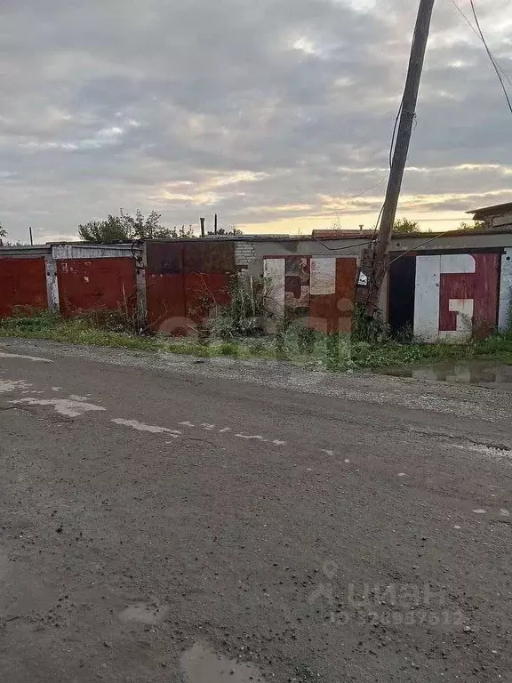 Гараж в Курганская область, Курган ул. Свободы, 9 (120 м) - Фото 1