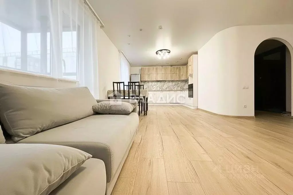 3-к кв. Карелия, Петрозаводск ул. Чистая, 4 (97.2 м) - Фото 1