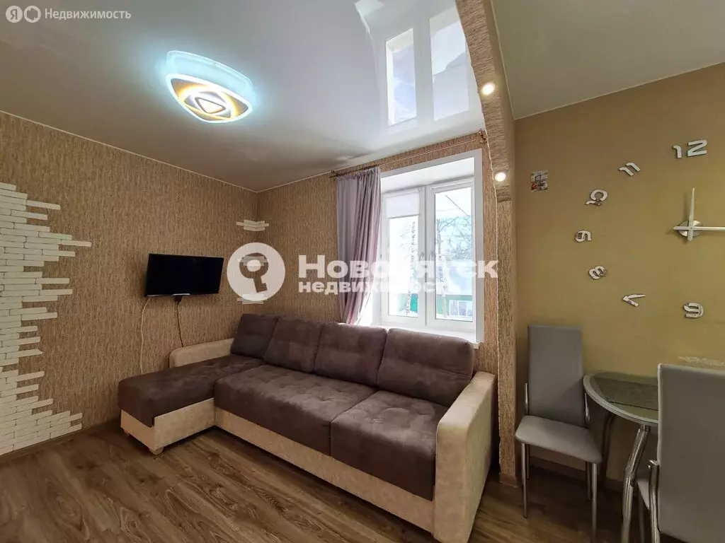 3-комнатная квартира: Киров, улица Гагарина, 20 (60 м) - Фото 1