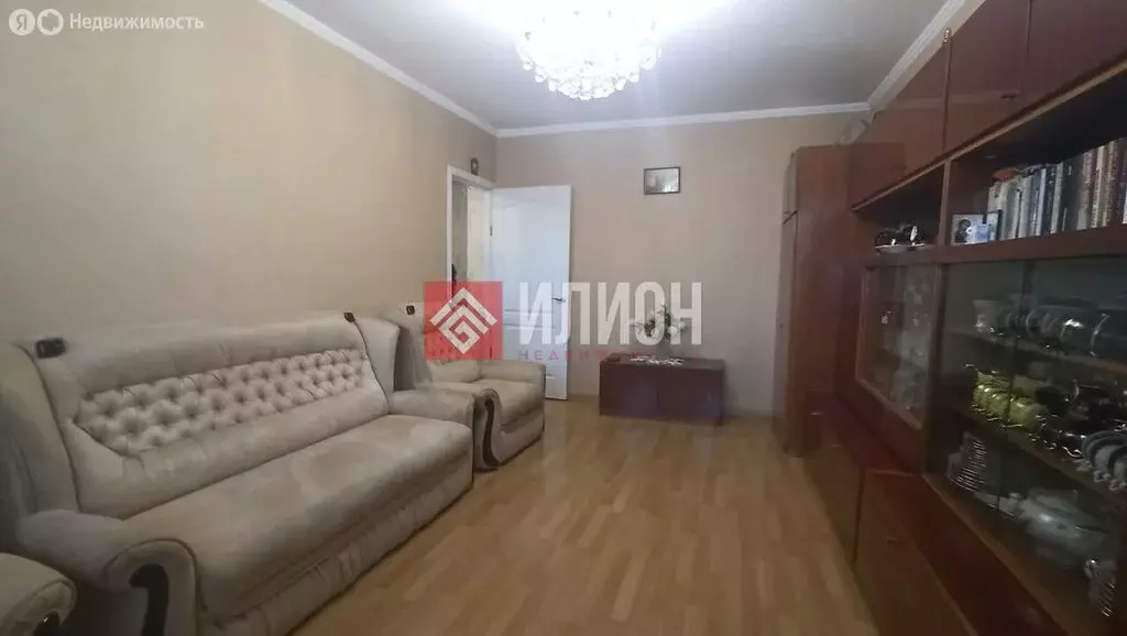 3-комнатная квартира: Севастополь, улица Вакуленчука, 26 (78.3 м) - Фото 1
