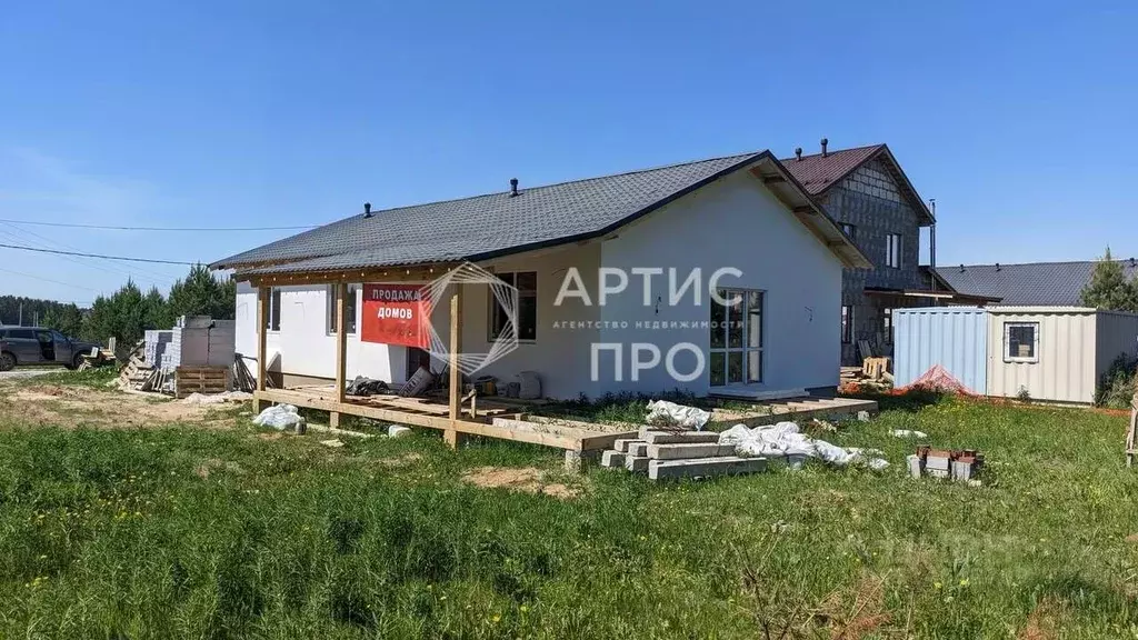 Дом в Свердловская область, Белоярский муниципальный округ, пос. ... - Фото 1