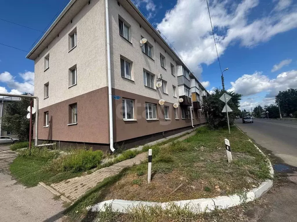 2-к кв. Белгородская область, Валуйки ул. Соколова, 1А (46.8 м) - Фото 0