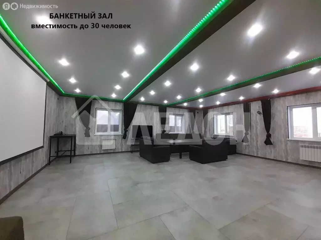 Помещение свободного назначения (301.2 м) - Фото 1