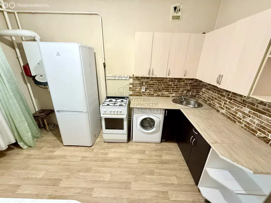 1-комнатная квартира: Нефтекамск, улица Карла Маркса, 15В (39 м) - Фото 1