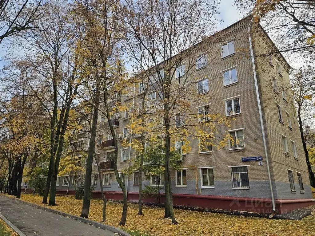 Комната Москва ул. Летчика Бабушкина, 4 (18.8 м) - Фото 1